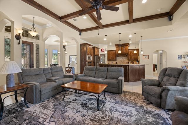 1400 Bentwater Parkway, Granbury, TX 76049