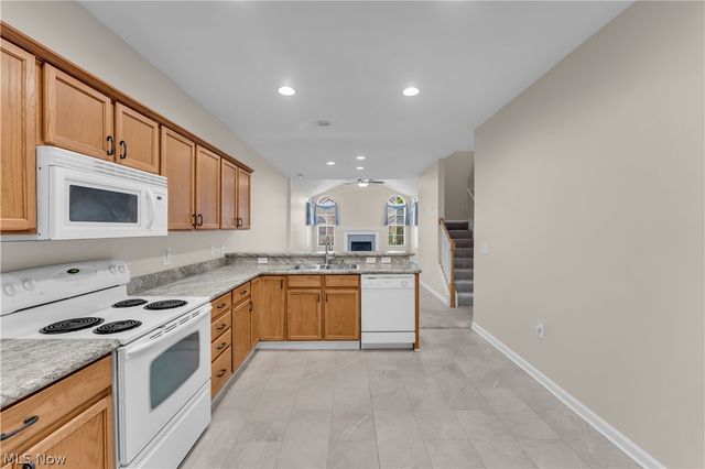 5201 Redford Drive, Brunswick, OH 44212
