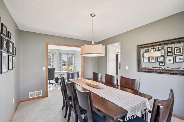 13714 Ashcroft Bay, Savage, MN 55378