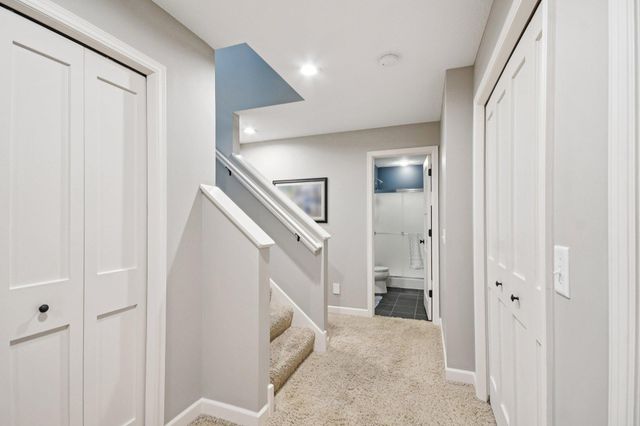 13714 Ashcroft Bay, Savage, MN 55378