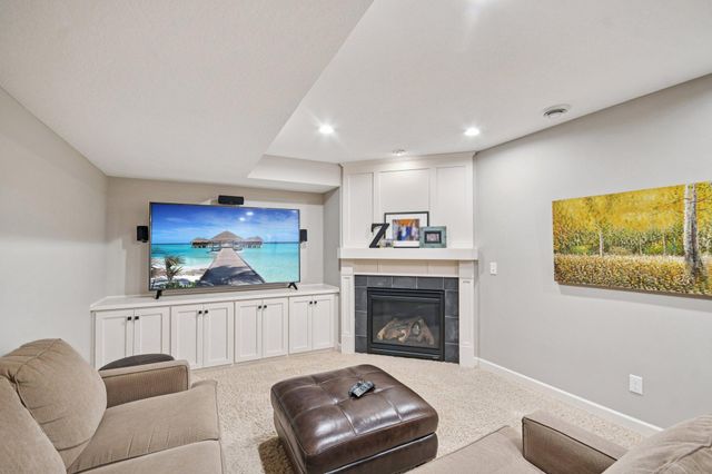 13714 Ashcroft Bay, Savage, MN 55378