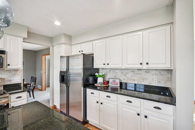 13714 Ashcroft Bay, Savage, MN 55378