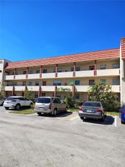 3051 E Sunrise Lakes Dr 210, Sunrise, FL 33322