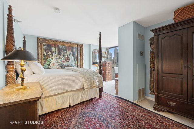 1122 N CLARK Street 3301-10, Chicago, IL 60610