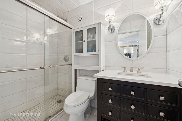 1122 N CLARK Street 3301-10, Chicago, IL 60610
