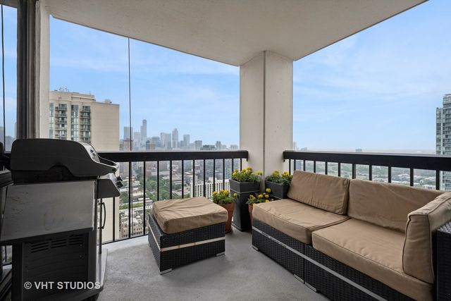 1122 N CLARK Street 3301-10, Chicago, IL 60610