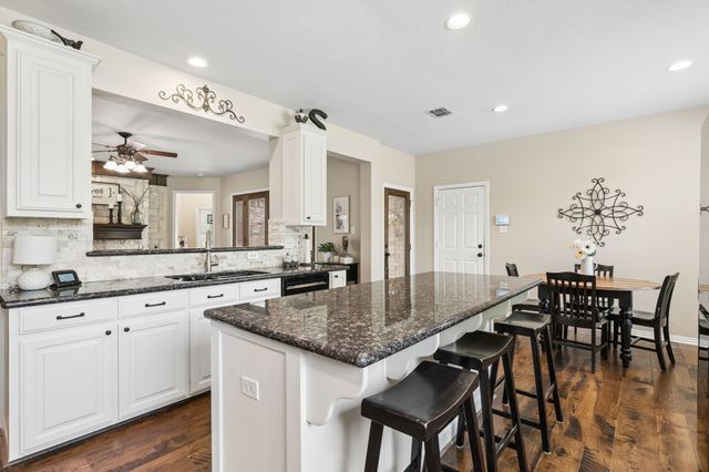 1717 Shadywood Lane, Flower Mound, TX 75028