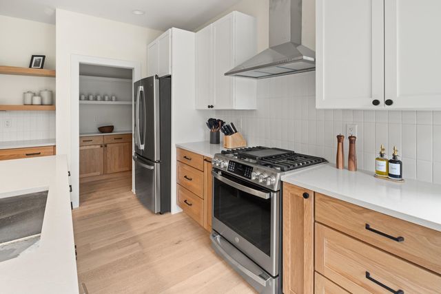 60-B Landing Circle 60-B, Stowe, VT 05672