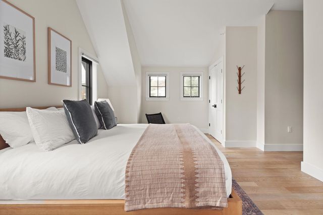 60-B Landing Circle 60-B, Stowe, VT 05672