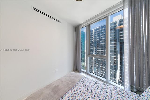 300 Biscayne Blvd Way 3503C, Miami, FL 33131