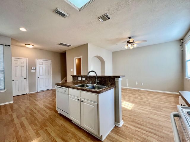 11834 Ramla Place Trail, Houston, TX 77089