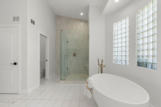 8627 E CORRINE Drive, Scottsdale, AZ 85260