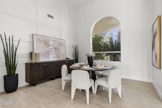 8627 E CORRINE Drive, Scottsdale, AZ 85260