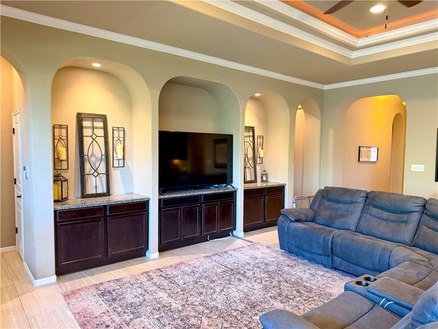 2504 Kinnersley Lane, College Station, TX 77845