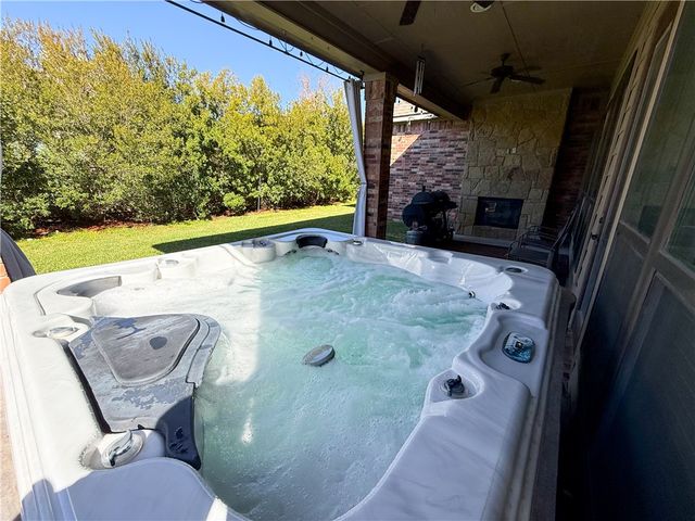 2504 Kinnersley Lane, College Station, TX 77845