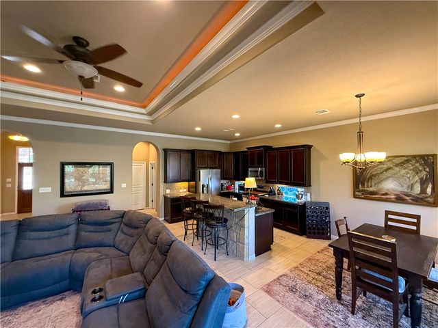 2504 Kinnersley Lane, College Station, TX 77845