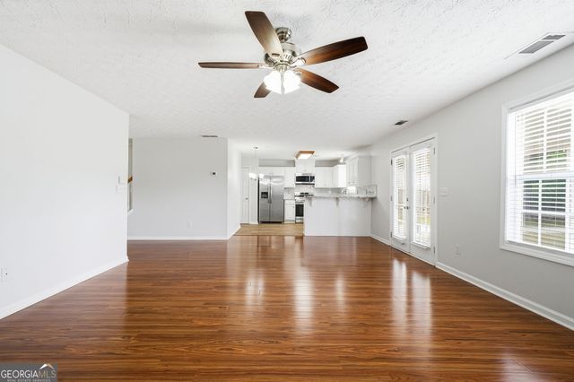 368 Shadowbrooke Circle SW, Loganville, GA 30052