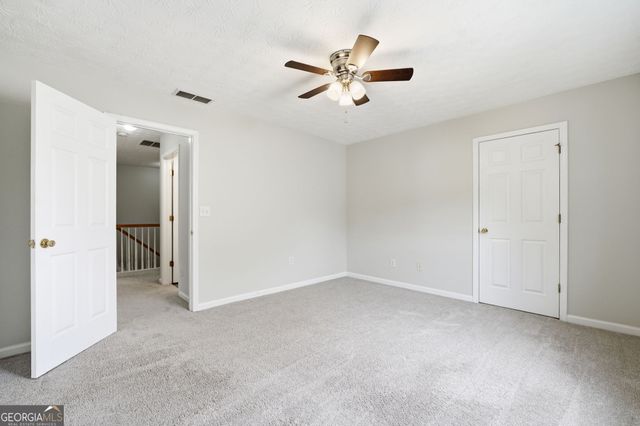 368 Shadowbrooke Circle SW, Loganville, GA 30052