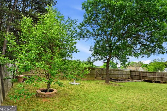 368 Shadowbrooke Circle SW, Loganville, GA 30052