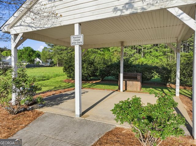 368 Shadowbrooke Circle SW, Loganville, GA 30052