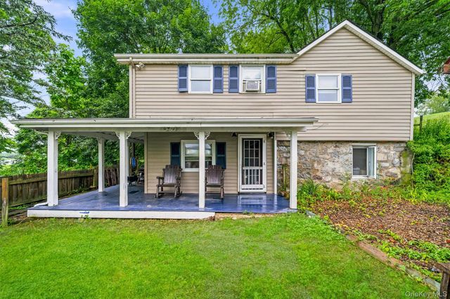 241 Meadow Avenue, Chester, NY 10918