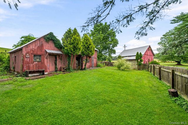 241 Meadow Avenue, Chester, NY 10918