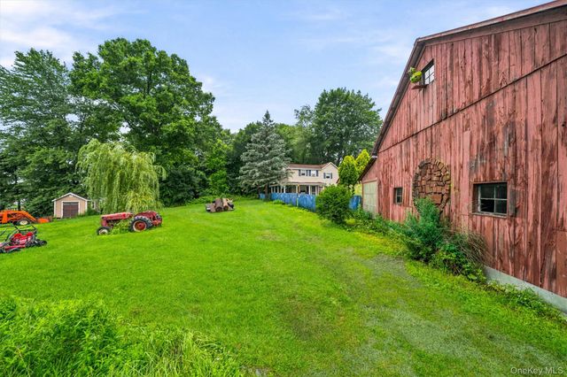 241 Meadow Avenue, Chester, NY 10918