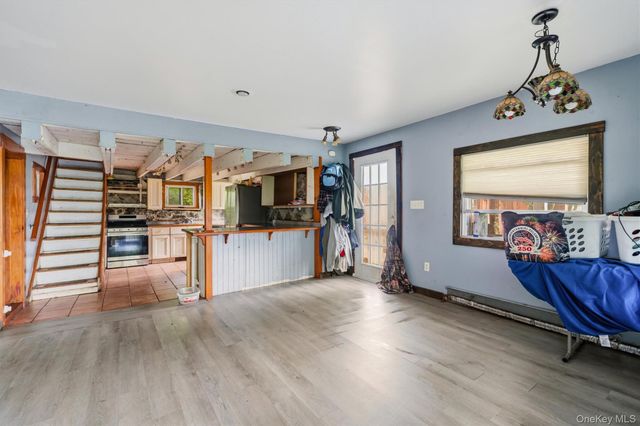241 Meadow Avenue, Chester, NY 10918