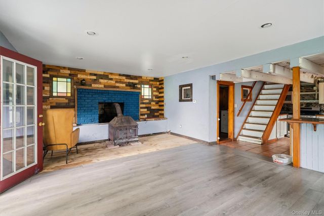 241 Meadow Avenue, Chester, NY 10918