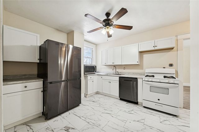 5308 Verona Rd, Penn Hills, PA 15147