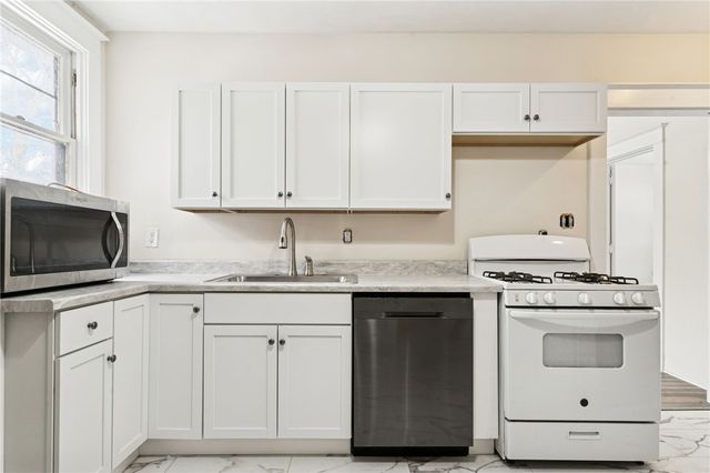 5308 Verona Rd, Penn Hills, PA 15147