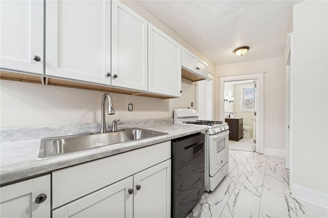 5308 Verona Rd, Penn Hills, PA 15147