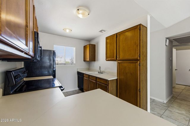 653 W GUADALUPE Road 2015, Mesa, AZ 85210