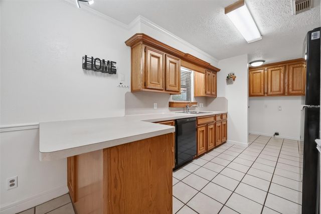 1125 E Lambuth Lane, Deer Park, TX 77536