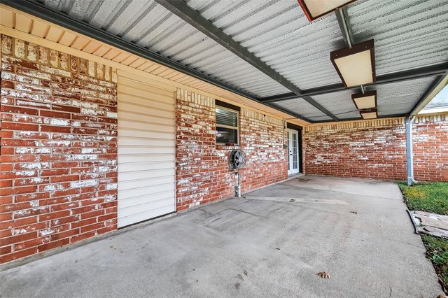 1125 E Lambuth Lane, Deer Park, TX 77536