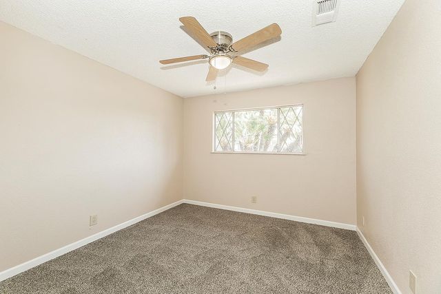 1375 S Cyrier Avenue, Reedley, CA 93654