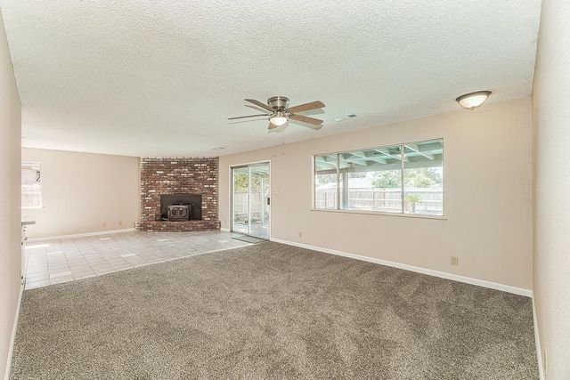 1375 S Cyrier Avenue, Reedley, CA 93654