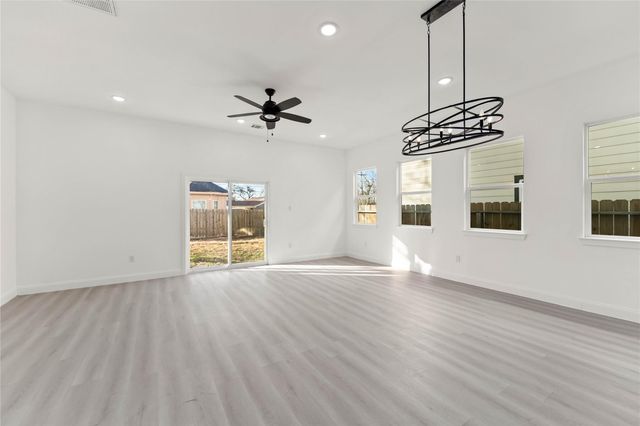 4516 Galesburg Street A, Houston, TX 77051