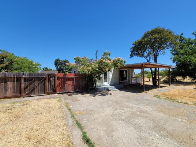 2212 Paul Ave, Sacramento, CA 95838