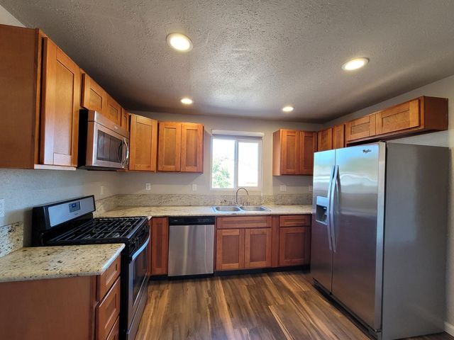 2212 Paul Ave, Sacramento, CA 95838