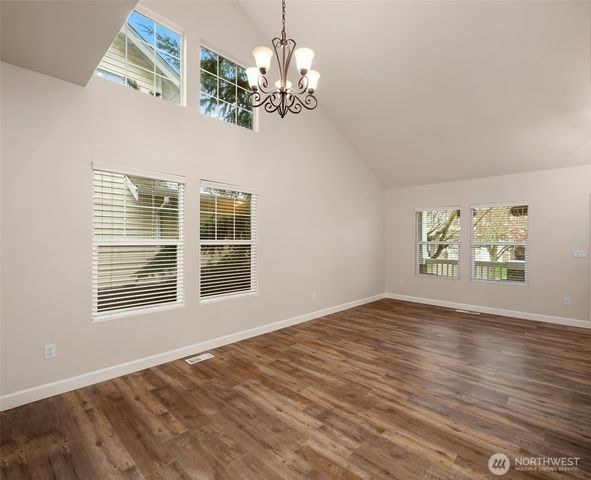 2009 62nd Loop SE, Auburn, WA 98092