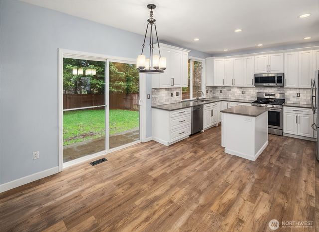 2009 62nd Loop SE, Auburn, WA 98092