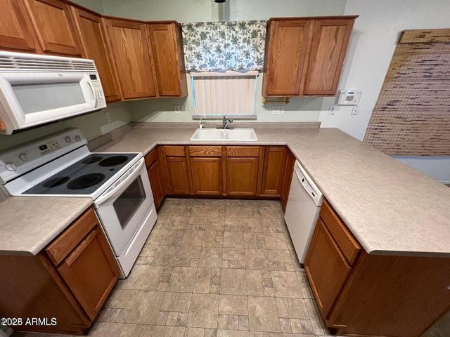 15796 W Latham Street, Goodyear, AZ 85338