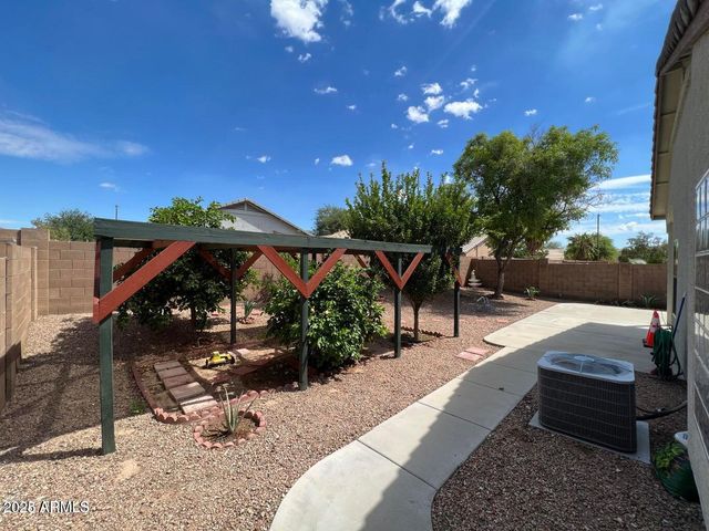 15796 W Latham Street, Goodyear, AZ 85338