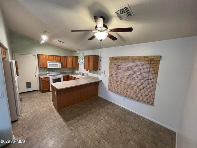 15796 W Latham Street, Goodyear, AZ 85338