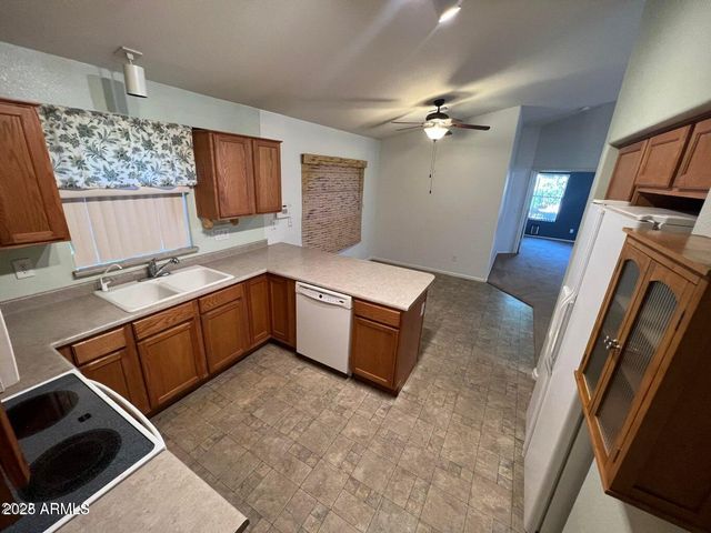 15796 W Latham Street, Goodyear, AZ 85338