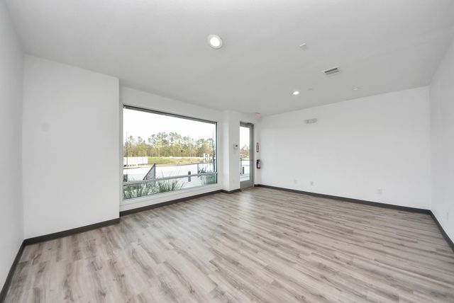 18716 Centro Main Street, Shenandoah, TX 77385