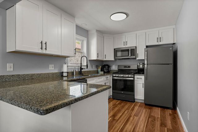 7205 Cherokee Street, Taylor, MI 48180