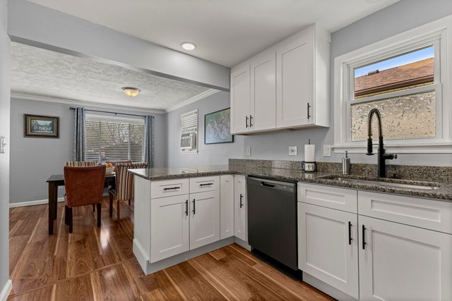 7205 Cherokee Street, Taylor, MI 48180