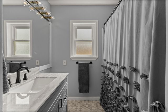 7205 Cherokee Street, Taylor, MI 48180